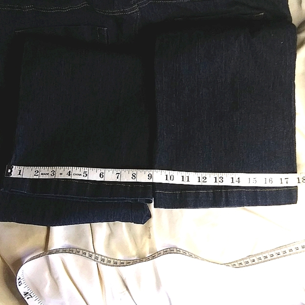 Stretch Jeans - Picture 8 of 10